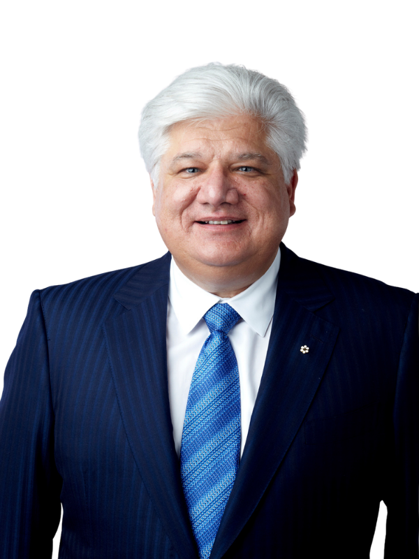 headshot of Mike Lazaridis